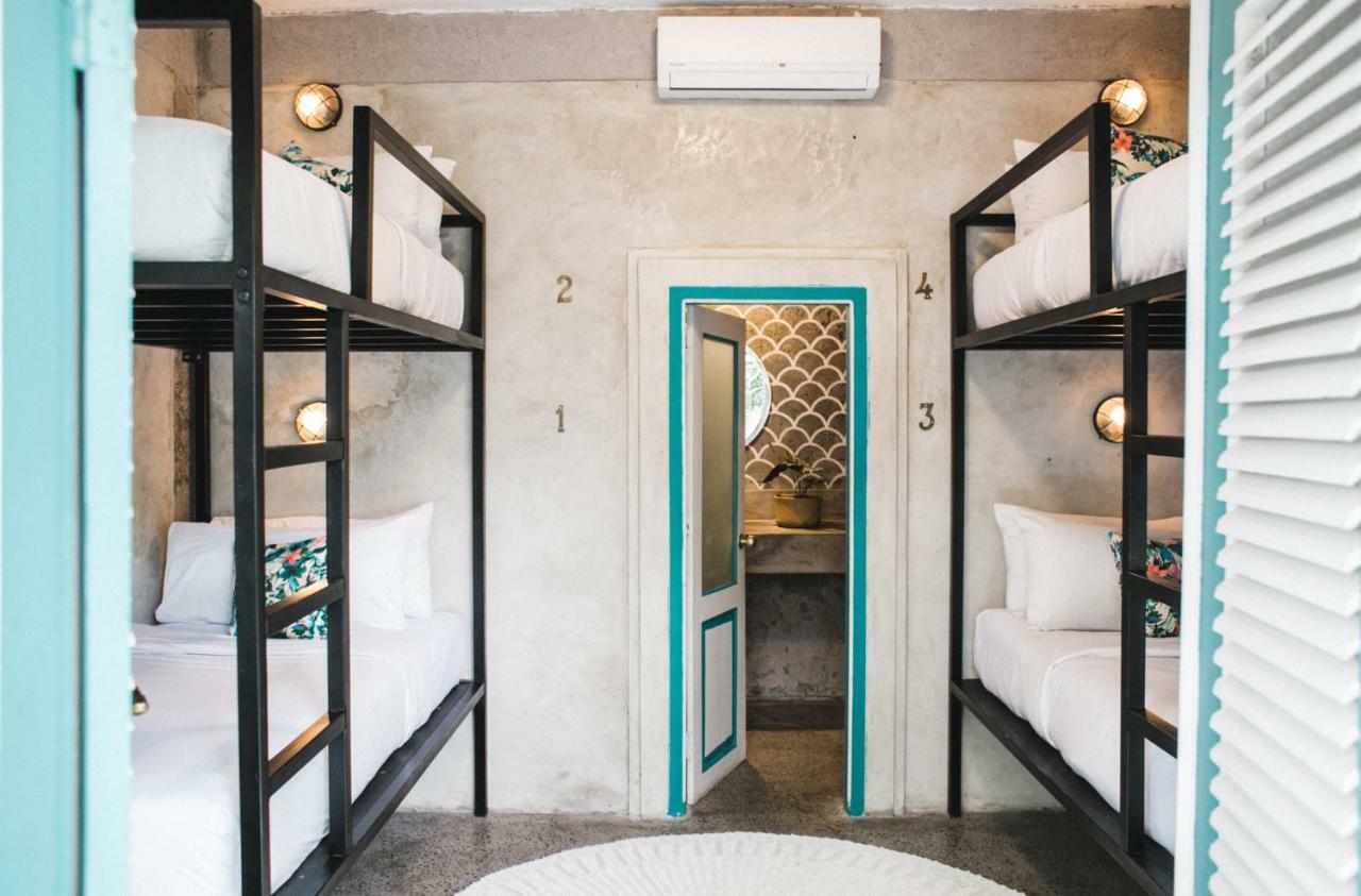 Kosta Hostel Seminyak Εξωτερικό φωτογραφία