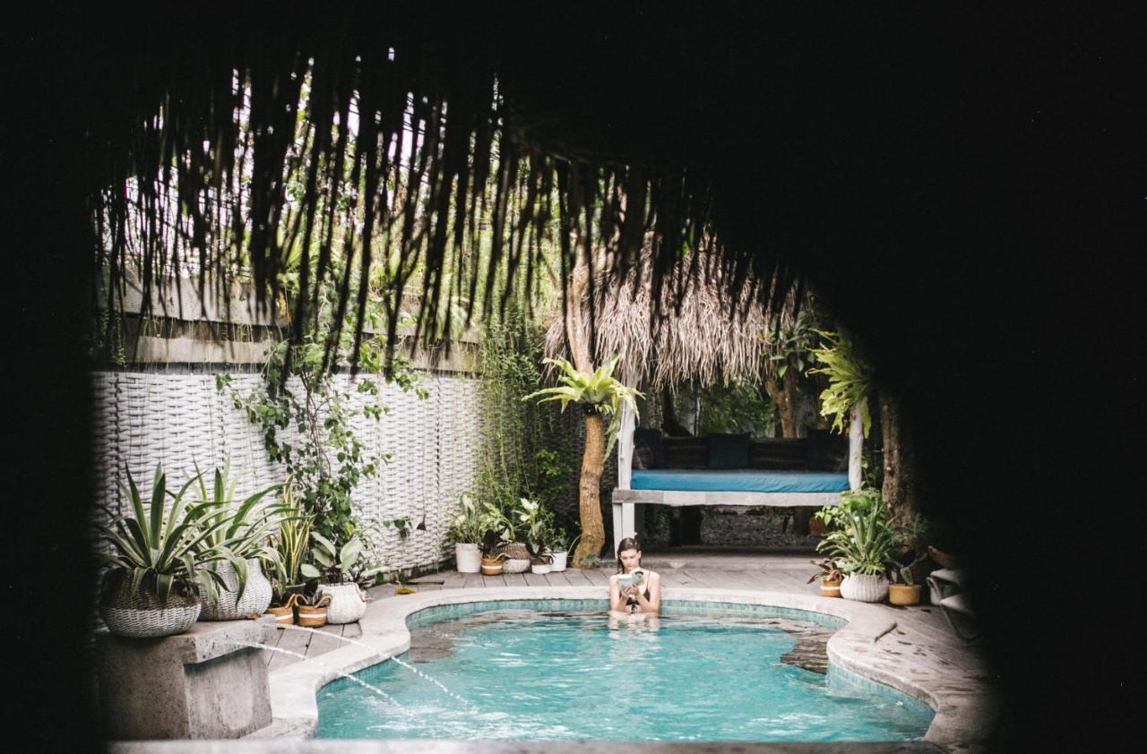 Kosta Hostel Seminyak Εξωτερικό φωτογραφία