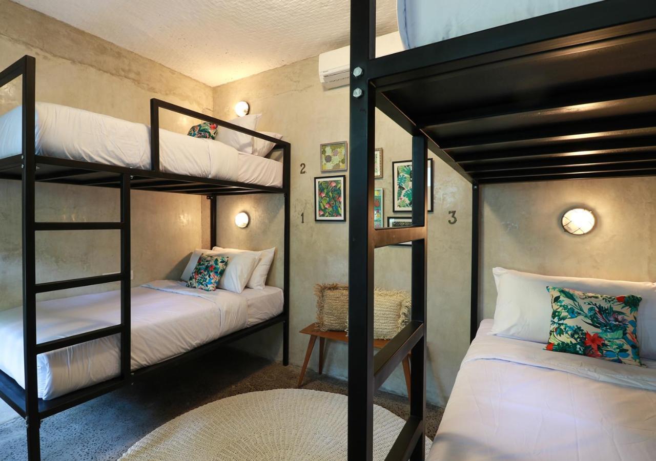 Kosta Hostel Seminyak Εξωτερικό φωτογραφία