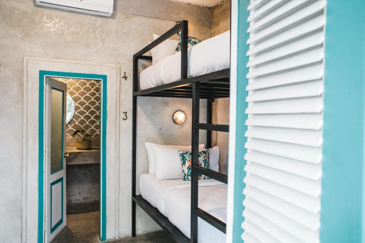 Kosta Hostel Seminyak Εξωτερικό φωτογραφία